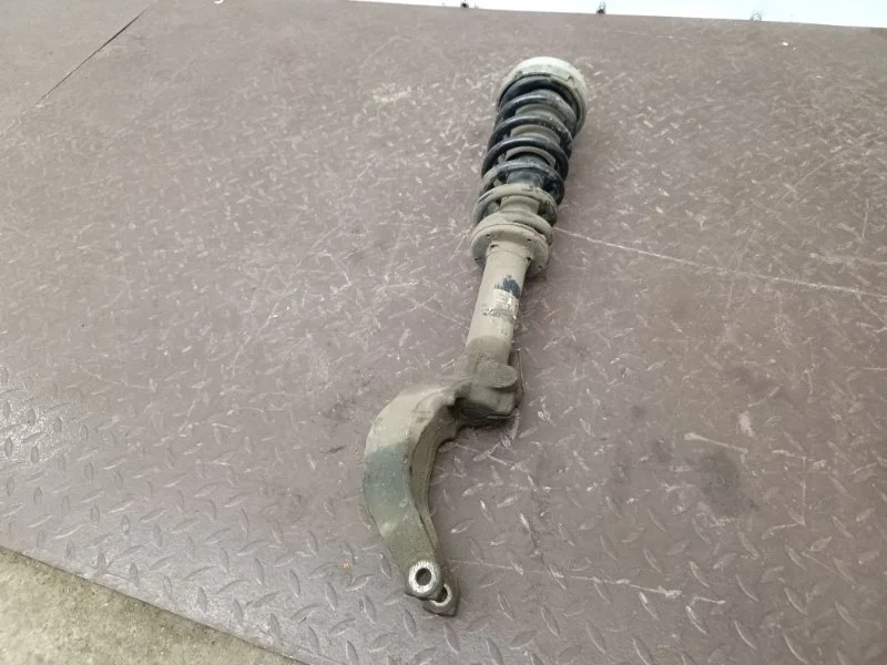 Стойка подвески передняя левая BMW X5 E70 N57D30B