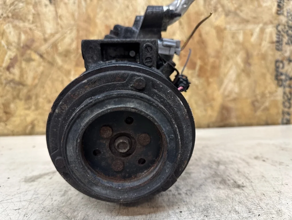 Компрессор кондиционера Infinity FX VQ35HR