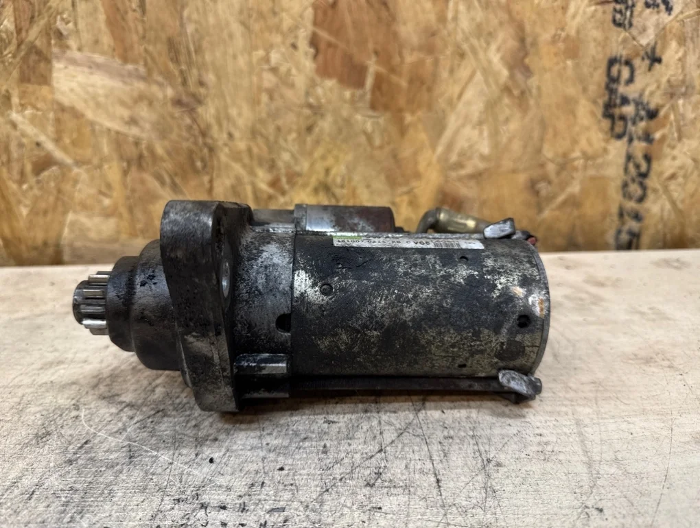 Стартер Audi A3 BZB