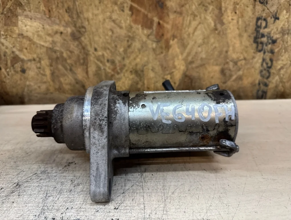 Стартер Skoda Fabia CBZB