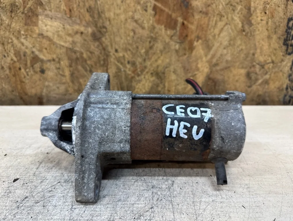 Стартер Toyota Auris 1 1ZR-FE