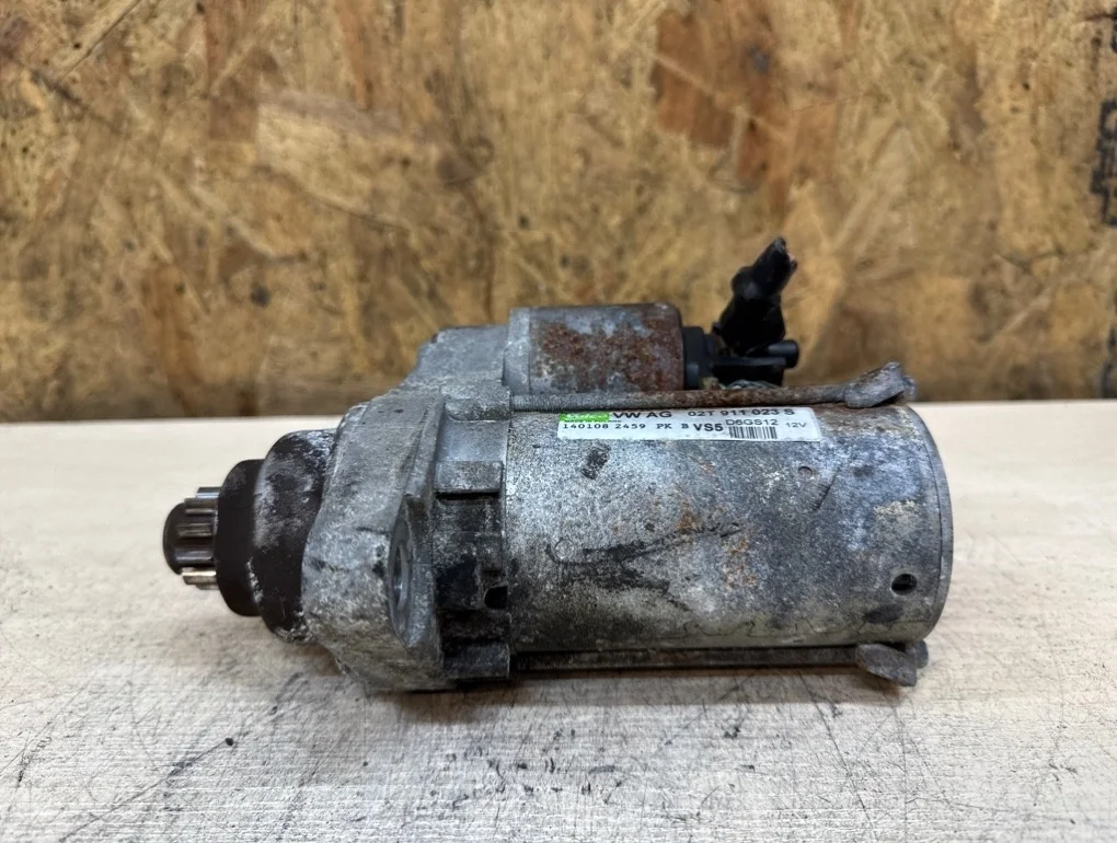 Стартер Volkswagen Polo BUD