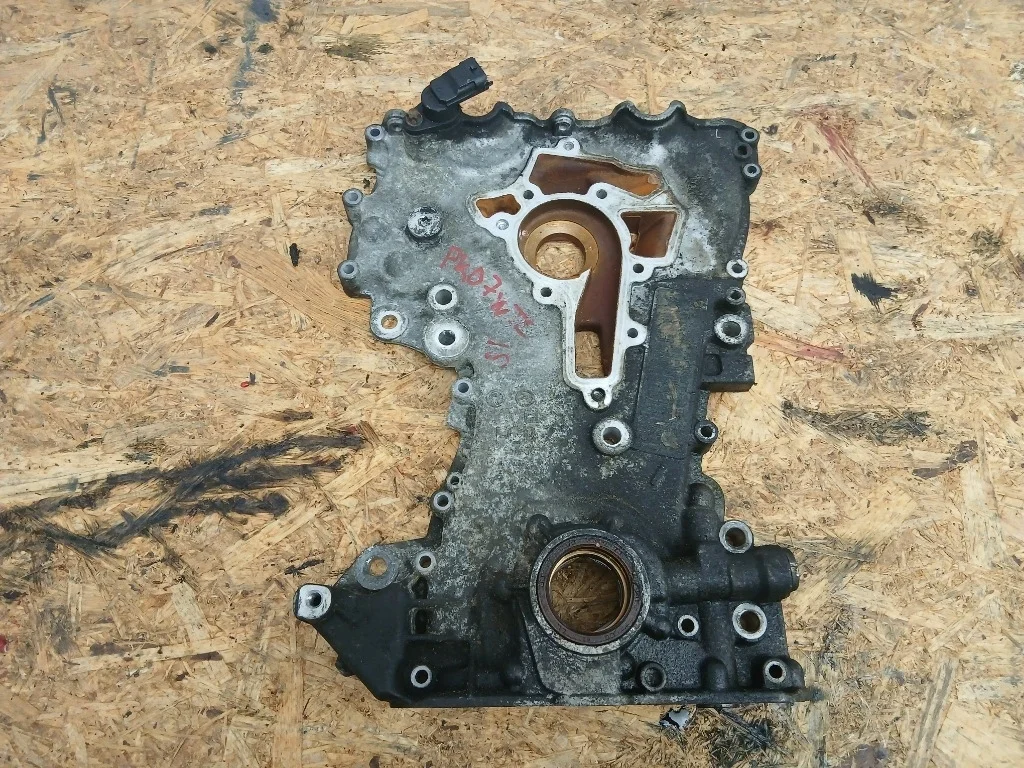 Крышка двигателя передняя Opel Tigra Z14XEP