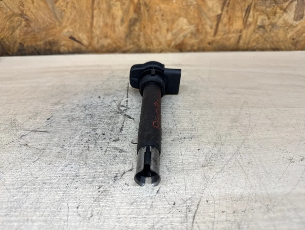 Катушка зажигания Audi A3 8P BZB