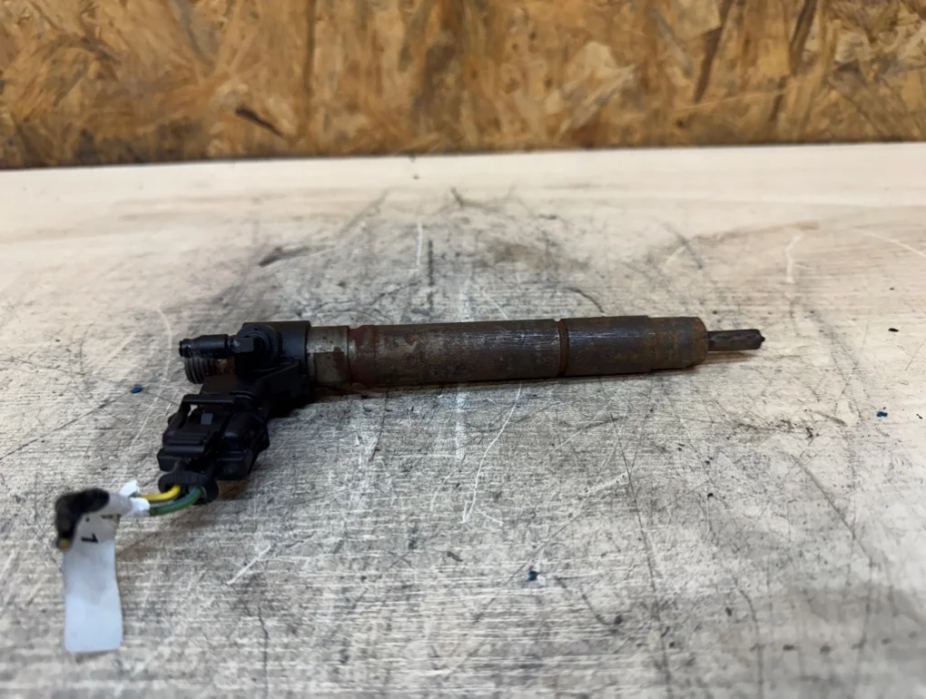 Форсунка топливная Land Rover Freelander 224DT