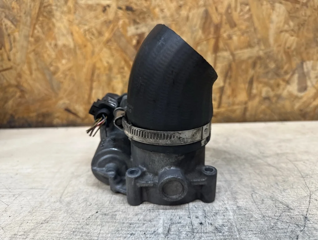 Дроссельная заслонка Volkswagen Tiguan CCZ