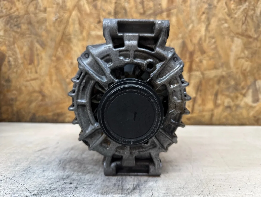 Генератор Audi Q5 CNC