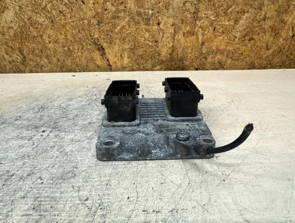 Блок управления Opel Corsa C Z12XEP