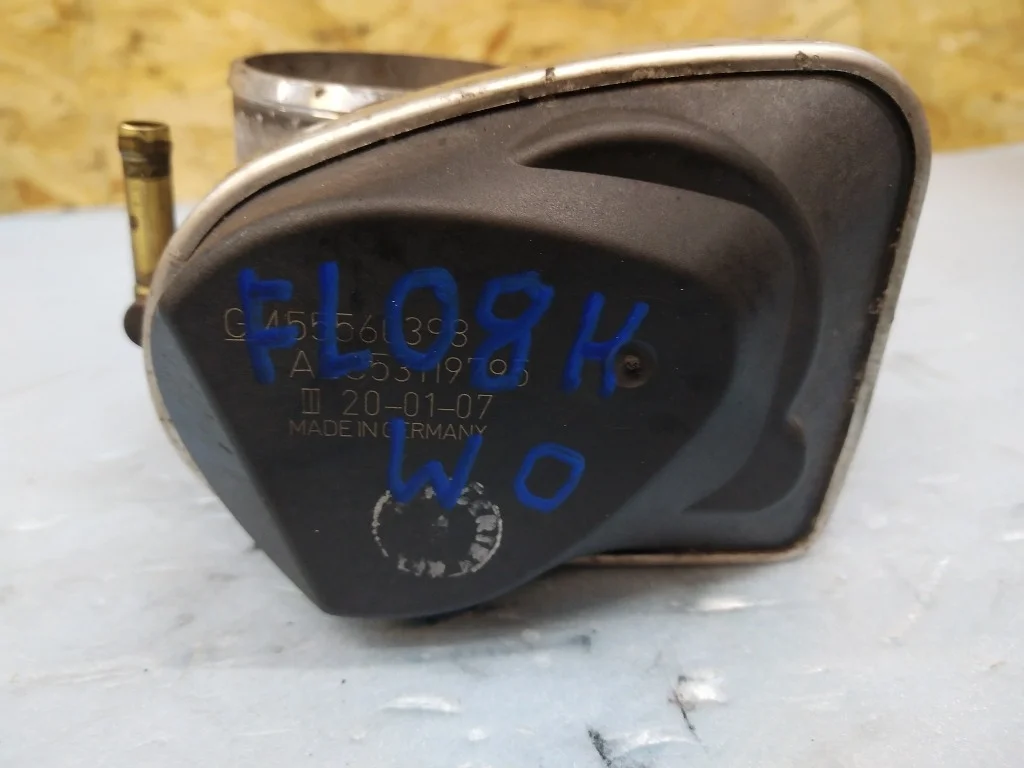 Дроссельная заслонка Opel Astra H Z16XER