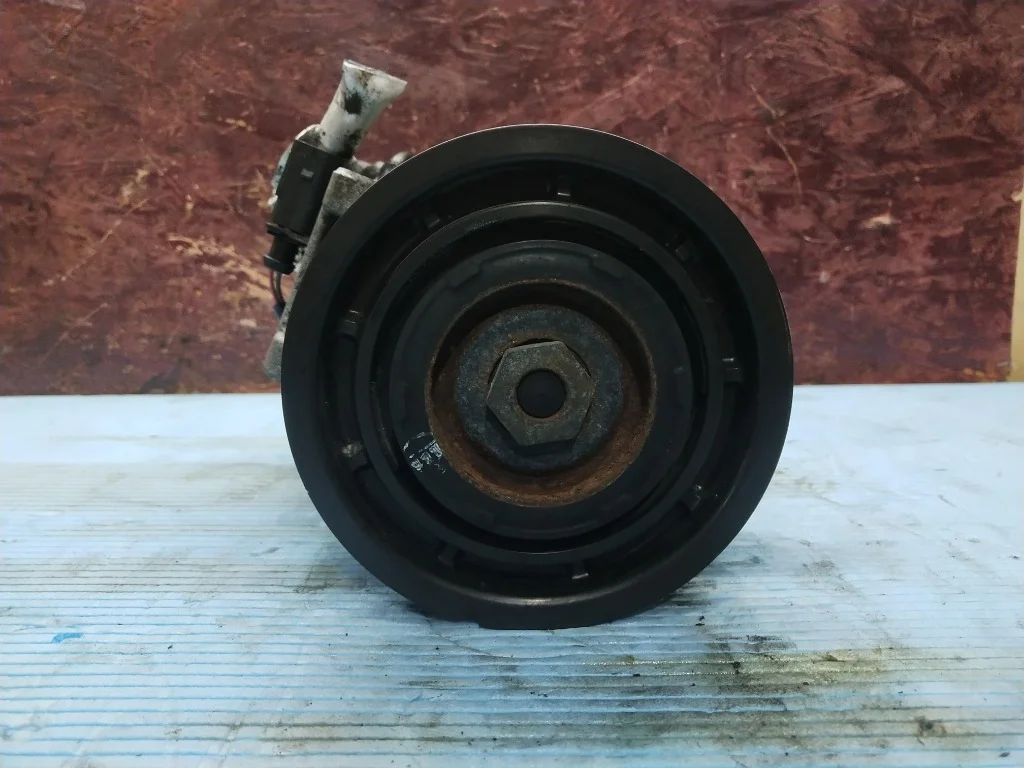 Компрессор кондиционера Audi A7 CGW