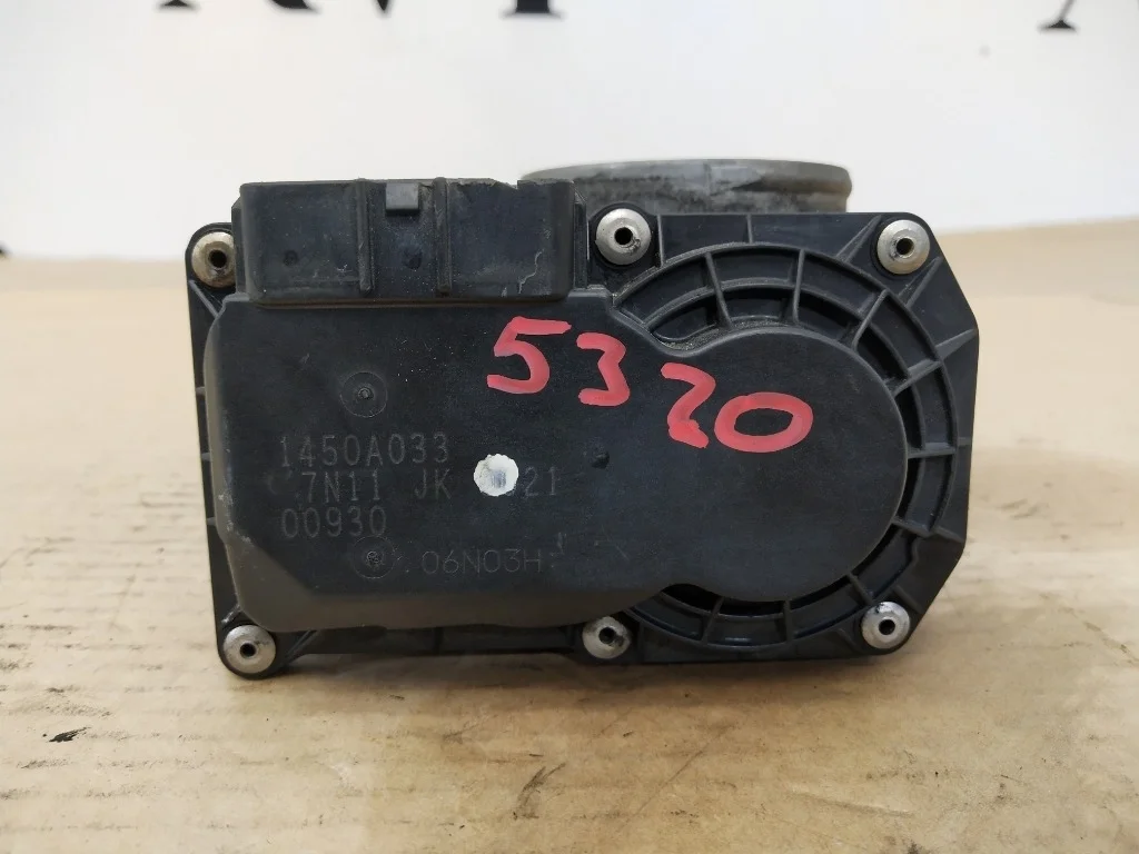 Дроссельная заслонка Mitsubishi L200 4D56U