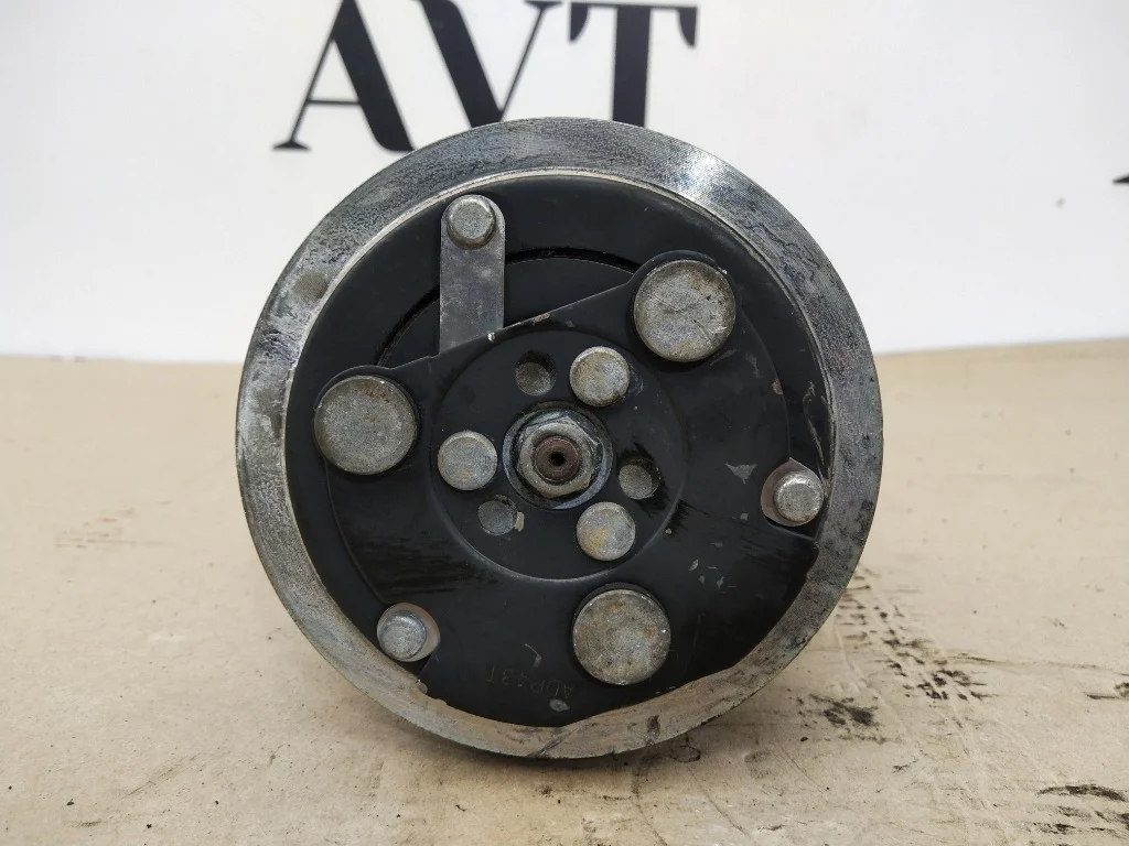 Компрессор кондиционера Opel Corsa C Z14XEP