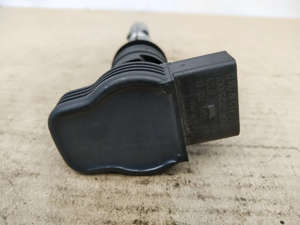 Катушка зажигания Volkswagen Passat B5 ALT