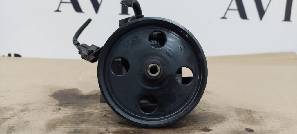 Насос гидроусилителя руля Ford Focus HXDB