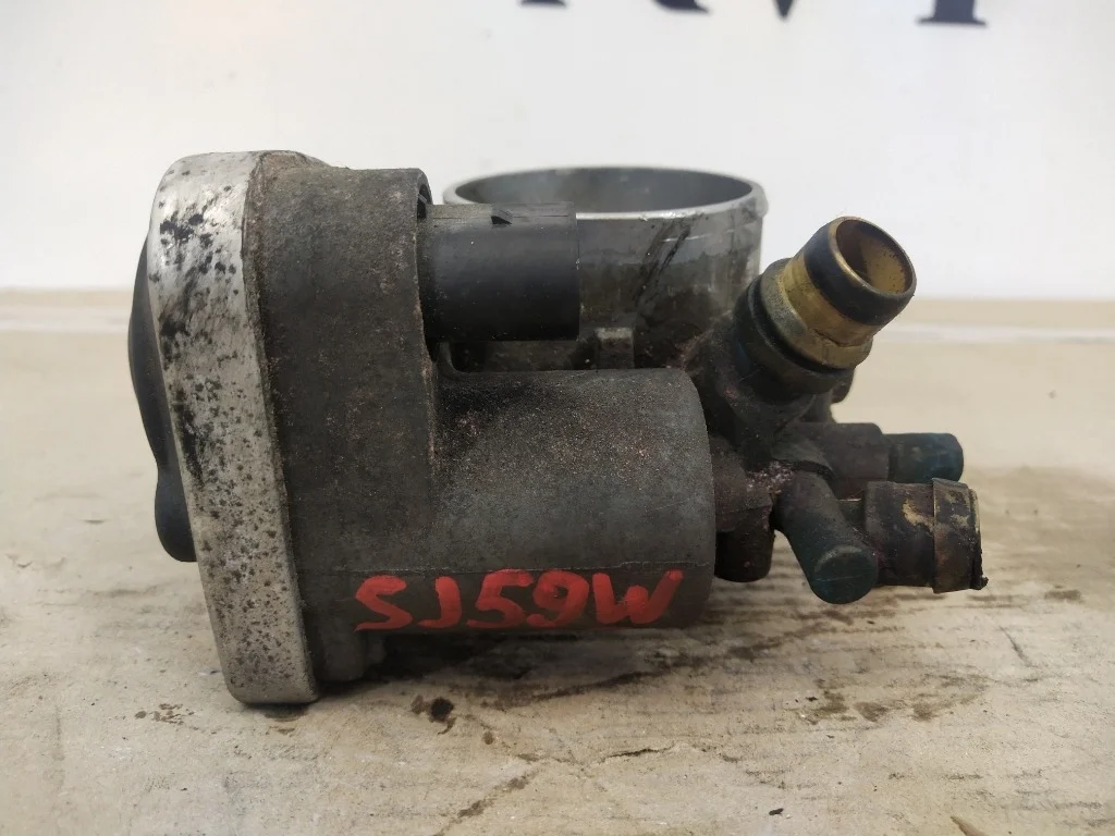 Дроссельная заслонка Opel Astra Z16XER