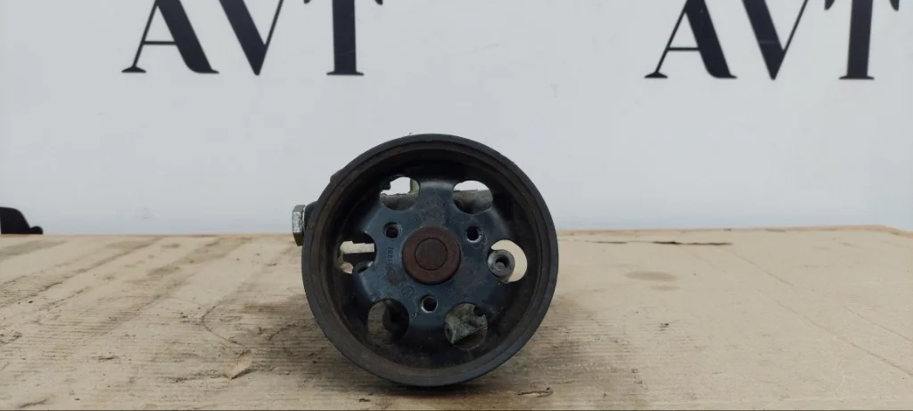 Насос гидроусилителя руля Volkswagen Passat ADR