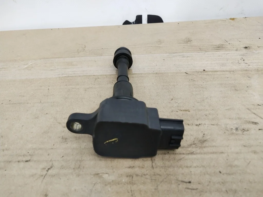 Катушка зажигания Nissan X-Trail QR25DE