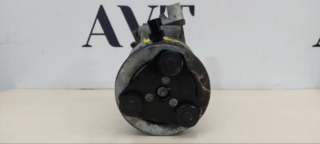 Компрессор кондиционера Ford Focus HXDB