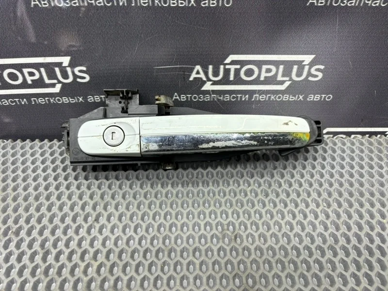 Ручка двери Ford Focus 2007 1738727 СЕДАН 1.8 QQDB, передняя левая