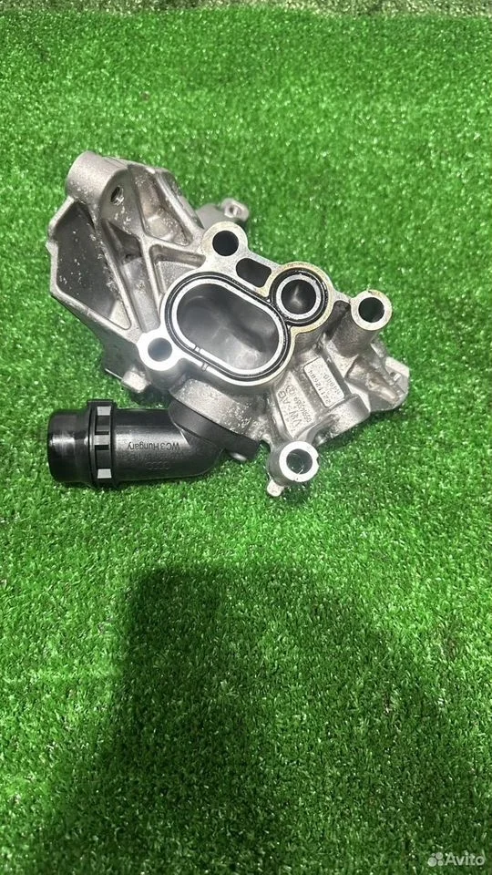 Кронштейн компрессора кондиционера audi q7 4m 3.0