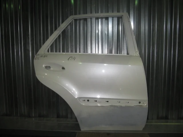Дверь Mercedes-Benz ML 2005-2011 W164