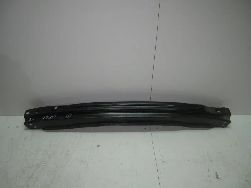 Усилитель бампера AUDI A4 2008-2015 B8