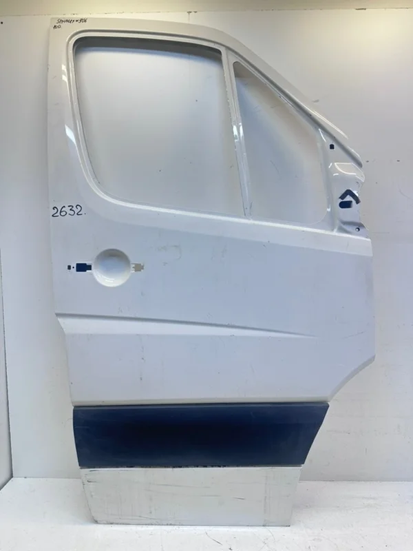 Дверь Mercedes-Benz Sprinter 2006-2017 W906