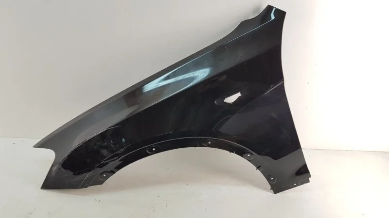 Крыло BMW X3 2010-2017 F25