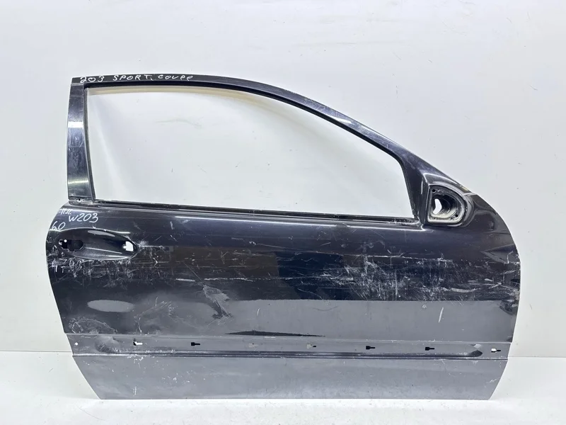 Дверь Mercedes-Benz -Class 2004-2008 W203