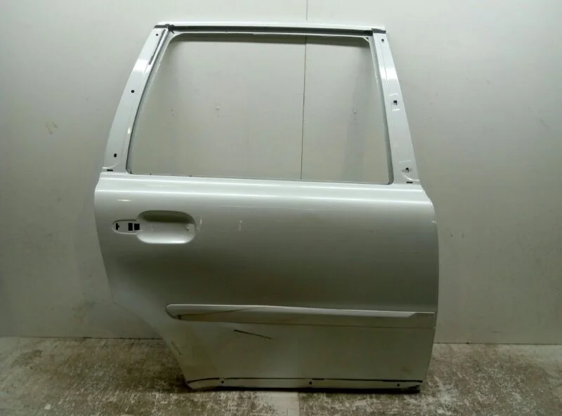 Дверь Volvo XC90