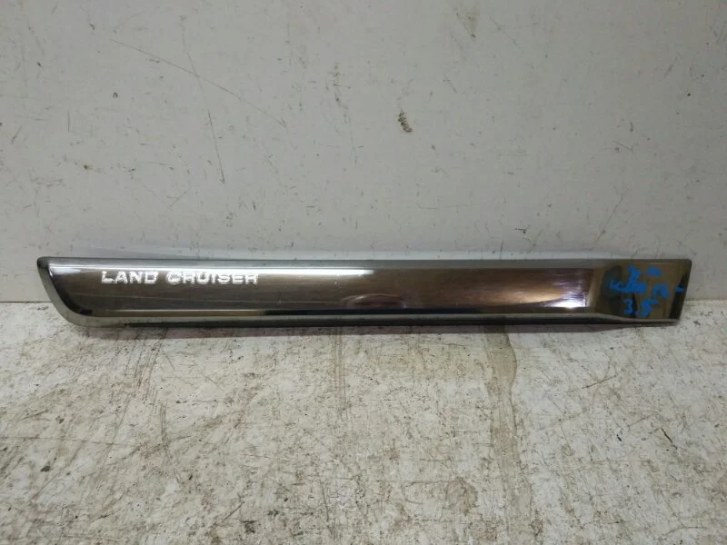 Молдинг на дверь Toyota Land Cruiser 2016> 200