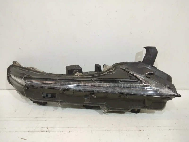 Ходовой огонь Lexus 2014-2017