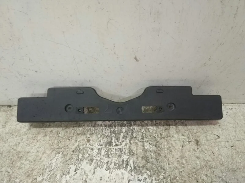 Площадка под гос. номер Toyota Land Cruiser 2012-2015 200