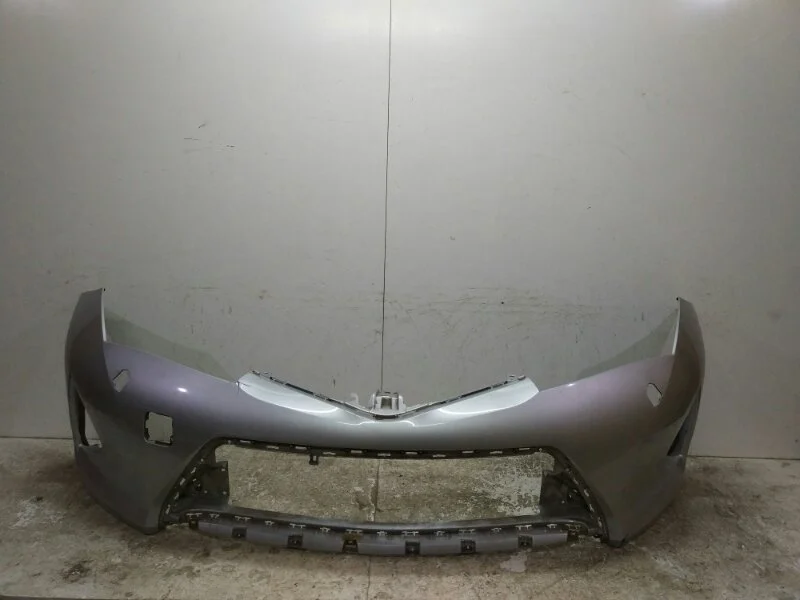 Бампер Toyota Auris 2012-2018