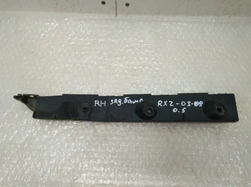 Кронштейн бампера Lexus RX 2003-2009