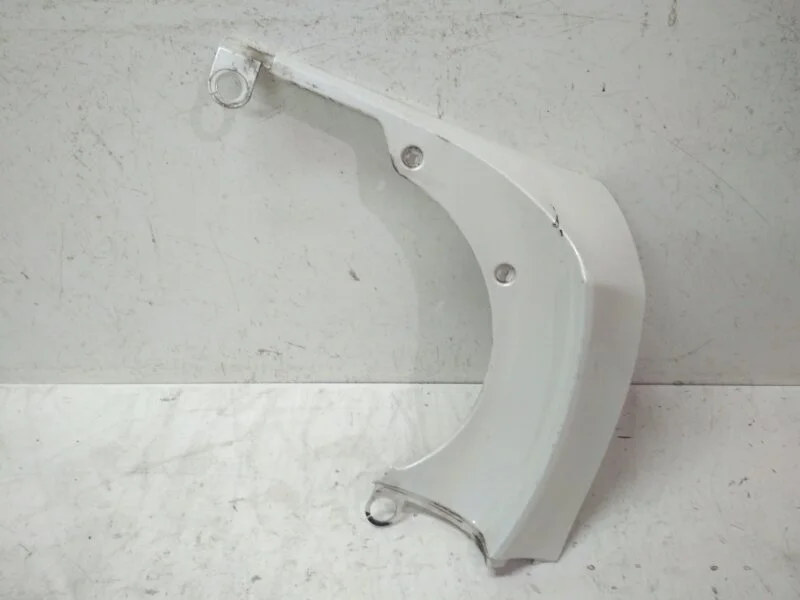 Накладка крышки багажника Toyota Rav4 2005-2010 30