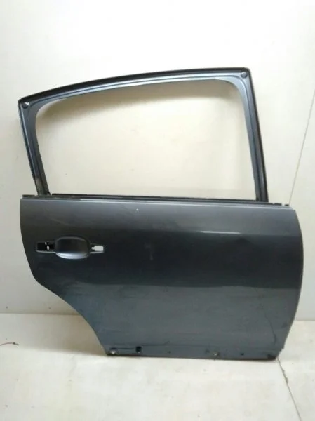 Дверь Citroen C4 2005-2011