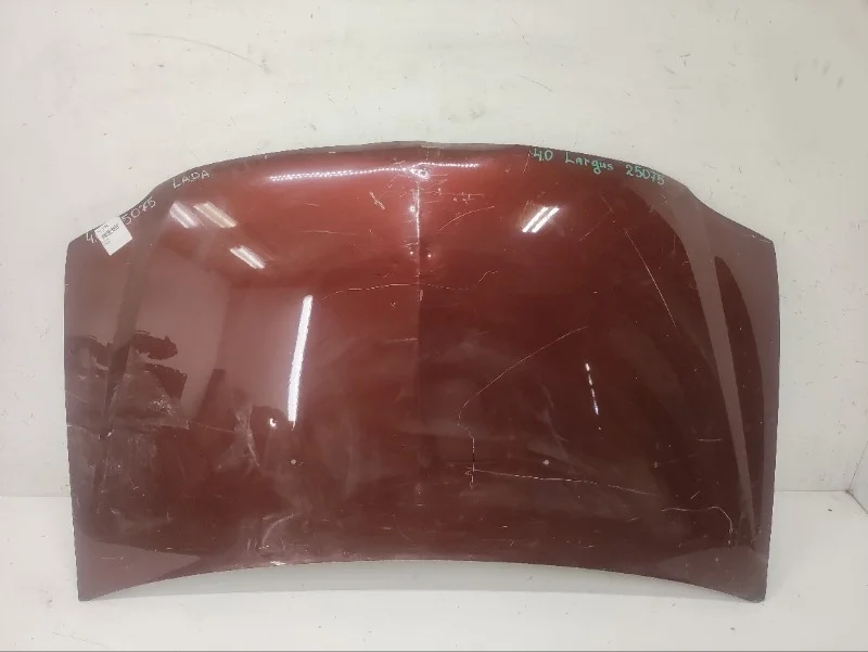 Капот Lada Largus