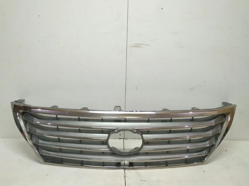 Решетка радиатора Lexus LX 2007-2012 3