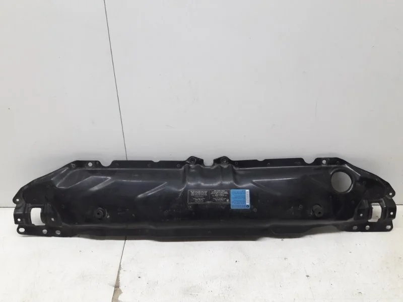 Панель передняя (телевизор) BMW 5er 2003-2010 E60