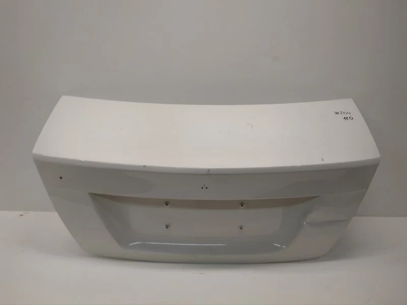 Крышка багажника Mercedes-Benz -Class 2007-2014 W204