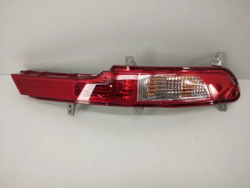 Фонарь противотуманный Kia Sportage c 2010-2014 3