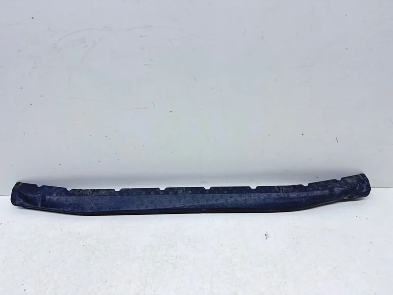 Абсорбер бампера Toyota Rav4 2010-2013 30