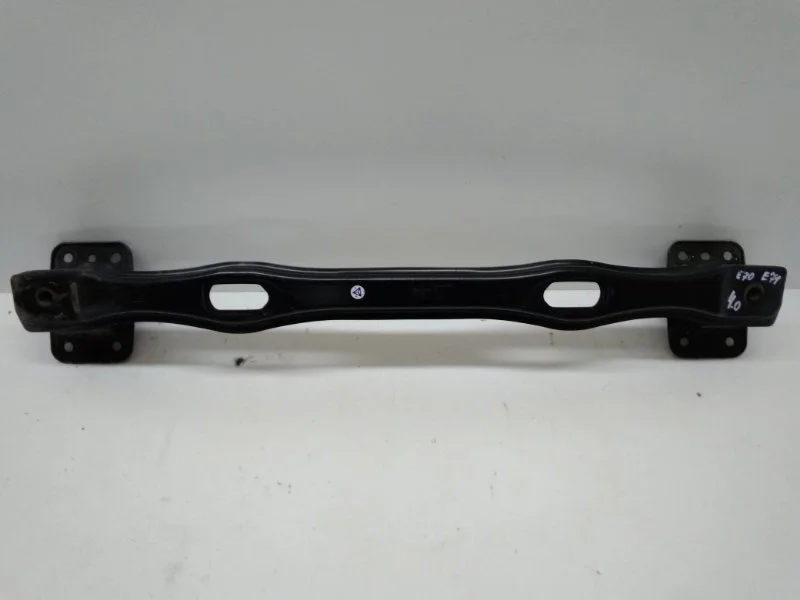 Усилитель бампера BMW X5 E70