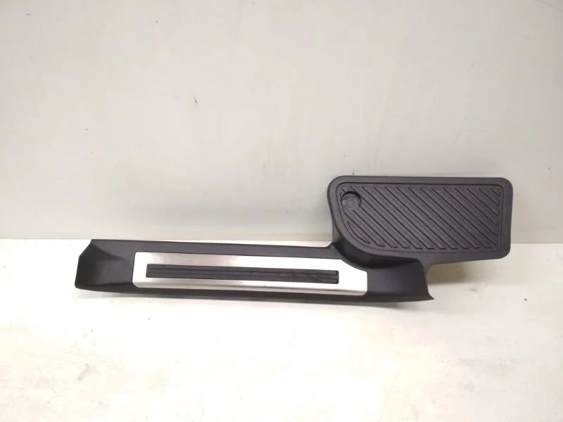 Накладка порога внутренняя Toyota Land Cruiser 2016- 200