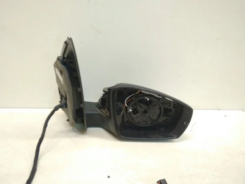 Зеркало Volkswagen Polo 2015- Sedan