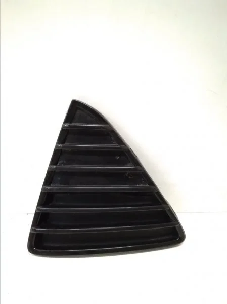 Решетка бампера Ford Focus 2011-2015 3