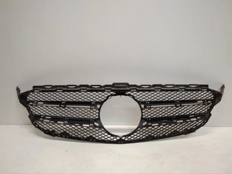 Решетка радиатора Mercedes-Benz -Class 2015-2018 W205