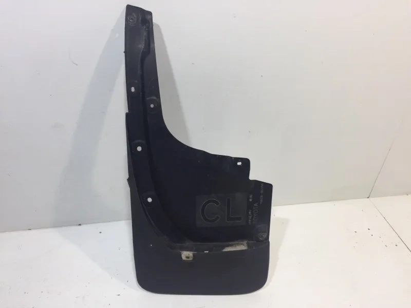 Брызговик Toyota Land Cruiser 2008-2012