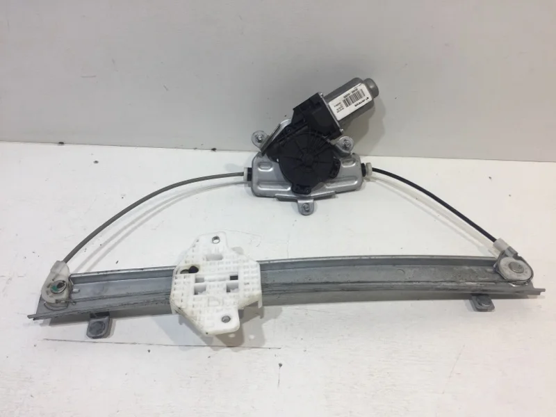 Мотор стеклоподъемника Kia Rio 2011-2017 3